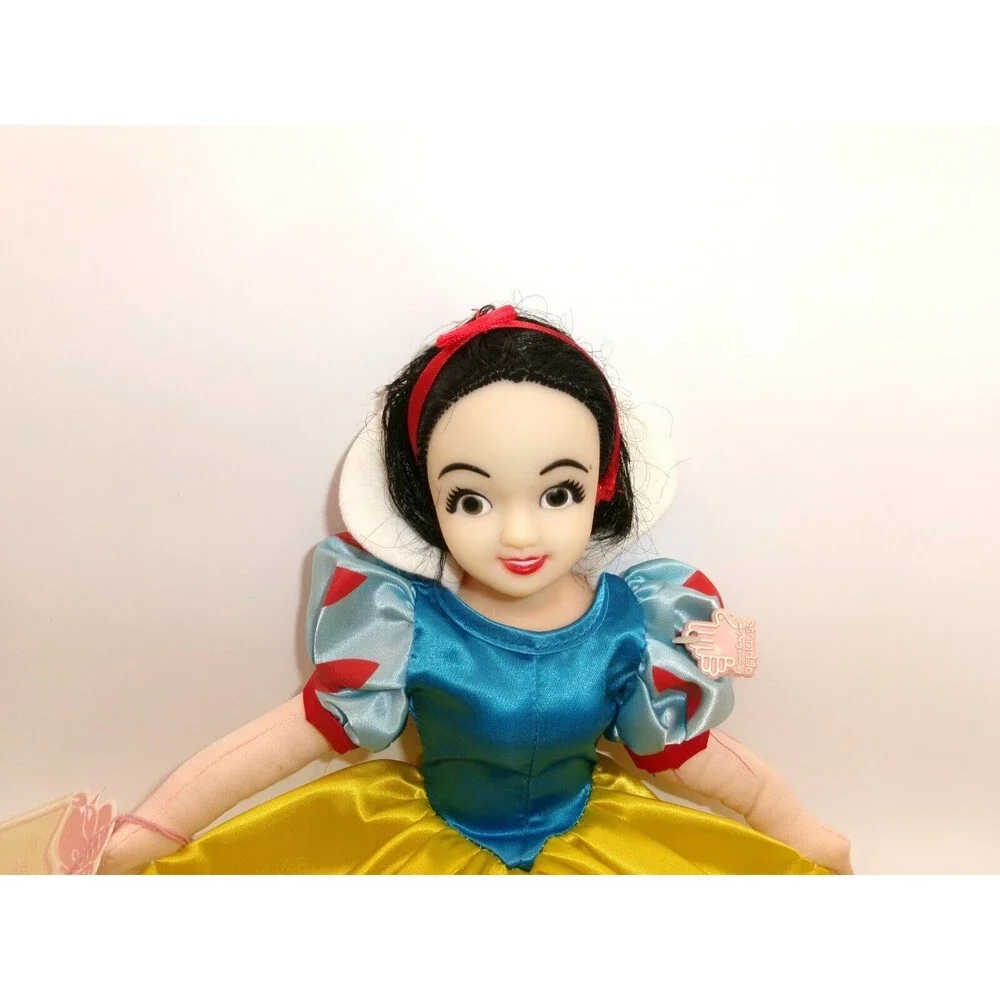 Vintage Applause Piroette Snow White Doll 1980's Vinyl Head Cloth Body 13 in